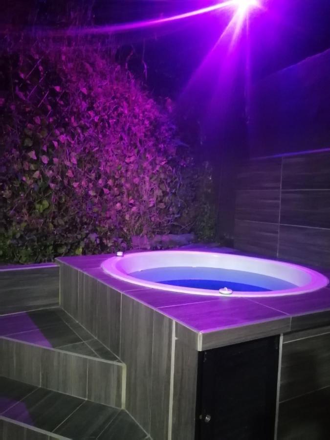 Hostal Spa Casa De Piedra Con Jacuzzi Санта Роса де Кабал Екстериор снимка